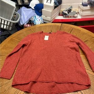 New with Tags Madewell Rust Red Ribbed V-Neck Sweater